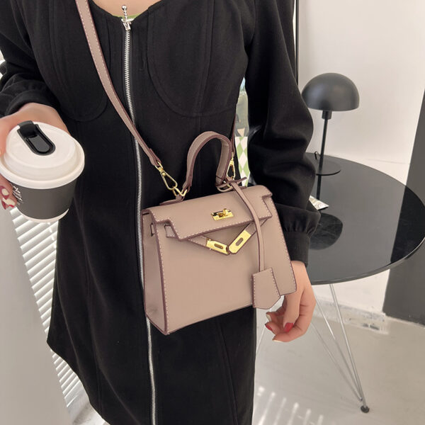 Size Solid Color PU Kelly Bag Candy Color Handbag Cross Shoulder Fashion Model Bag